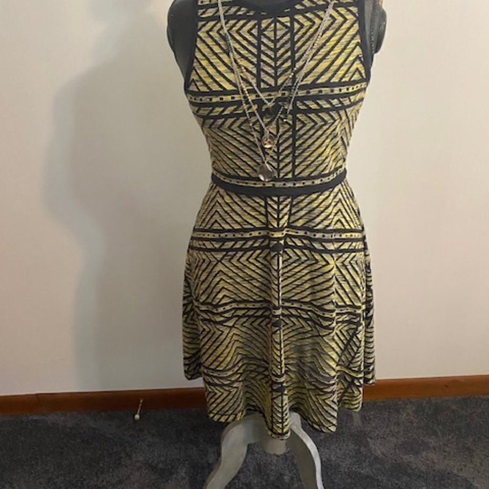 Chelsea & Violet Yellow, Black KCO dress, size Medium